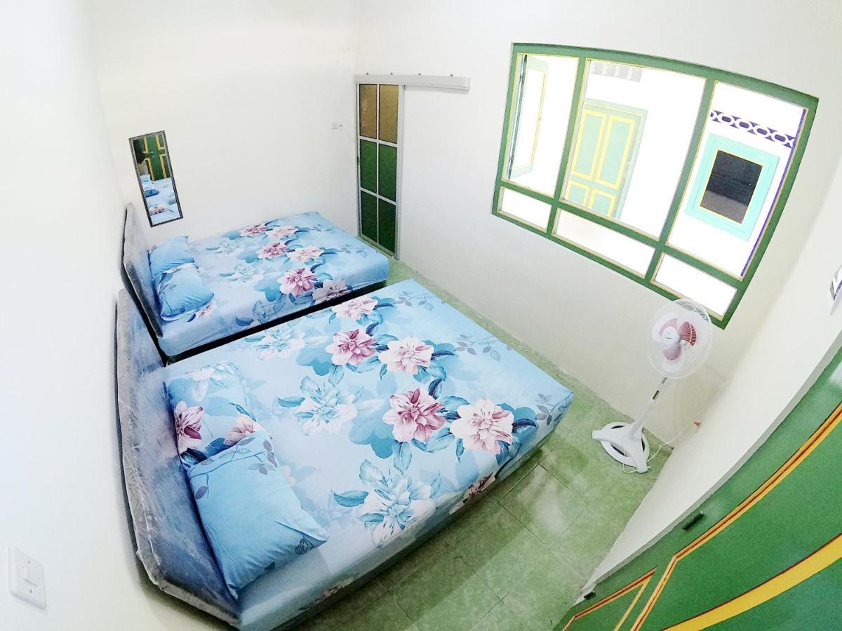 Ngadiwinatan Alleyway Guest House Jogja Jogjakarta Buitenkant foto